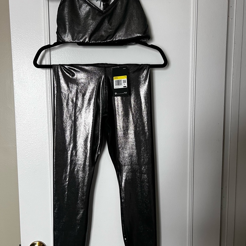 Nike Shiny Black Tight Fit Leggings